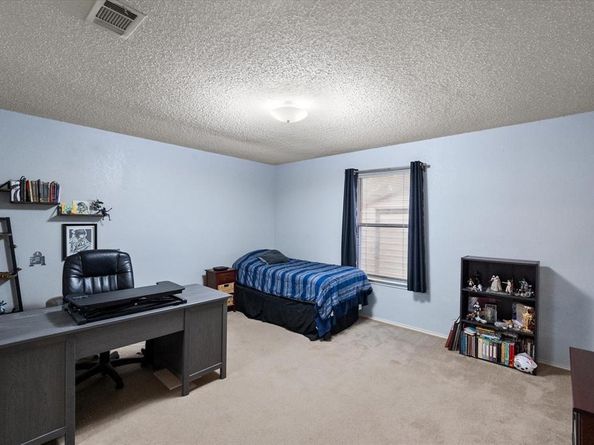 817  Fondren Drive , Arlington Texas 76001