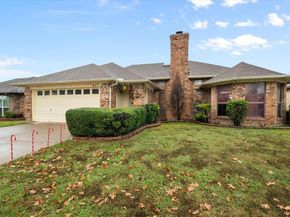 817  Fondren Drive , Arlington Texas 76001