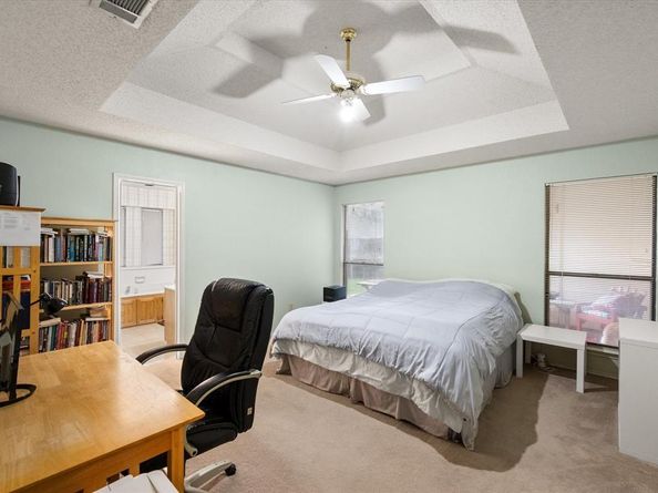 817  Fondren Drive , Arlington Texas 76001