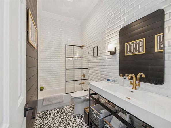 2206  Clearspring Drive N, Irving Texas 75063