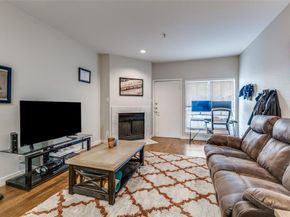 4111  Cole Avenue  17, Dallas Texas 75204