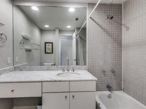 4111  Cole Avenue  17, Dallas Texas 75204