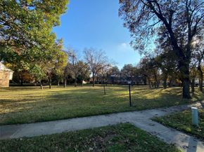 410  Westview Terrace , Arlington Texas 76013