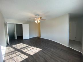 410  Westview Terrace , Arlington Texas 76013