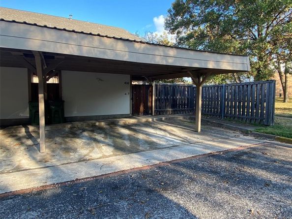 410  Westview Terrace , Arlington Texas 76013