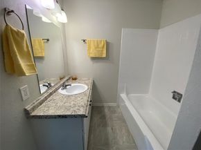 410  Westview Terrace , Arlington Texas 76013