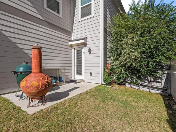 1420  Bull Street , Aubrey Texas 76227