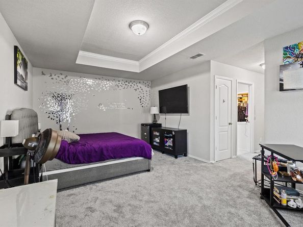 1420  Bull Street , Aubrey Texas 76227