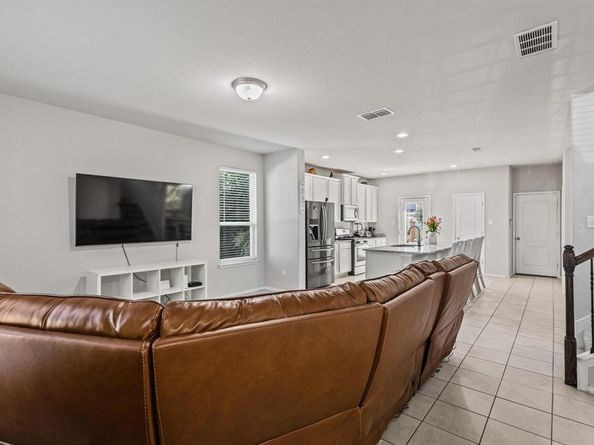 1420  Bull Street , Aubrey Texas 76227