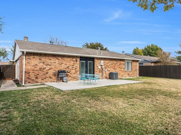 5652  Phelps Street , The Colony Texas 75056