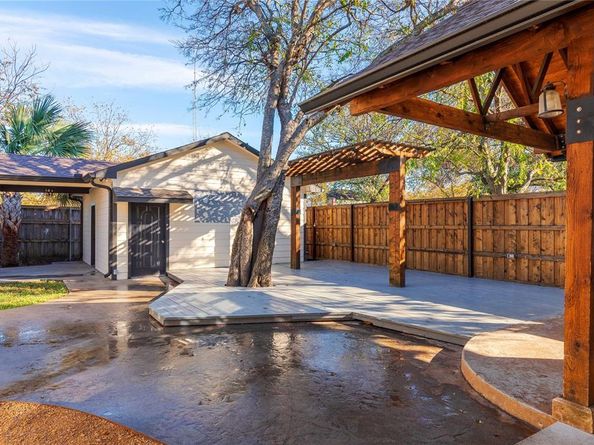 708  Armstrong Drive , Garland Texas 75040