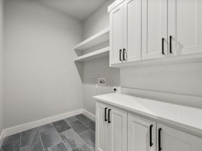 2770  Moffatt Avenue , Dallas Texas 75216