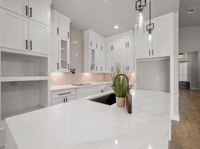 2770  Moffatt Avenue , Dallas Texas 75216