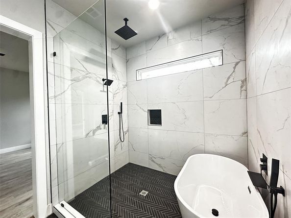 2770  Moffatt Avenue , Dallas Texas 75216