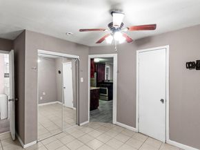 715 S Barnett Avenue , Dallas Texas 75211