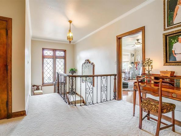 2424  Medford Court W, Fort Worth Texas 76109