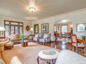 2424  Medford Court W, Fort Worth Texas 76109