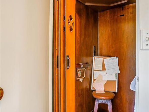 2424  Medford Court W, Fort Worth Texas 76109