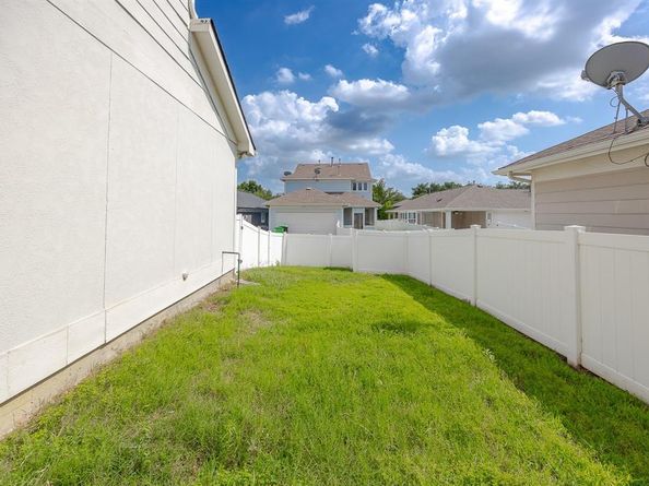 1828  Mercer Way , Savannah Texas 76227