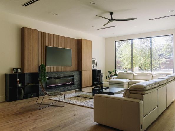 13236  Hughes Lane , Dallas Texas 75240