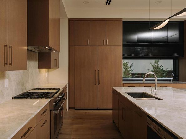 13236  Hughes Lane , Dallas Texas 75240