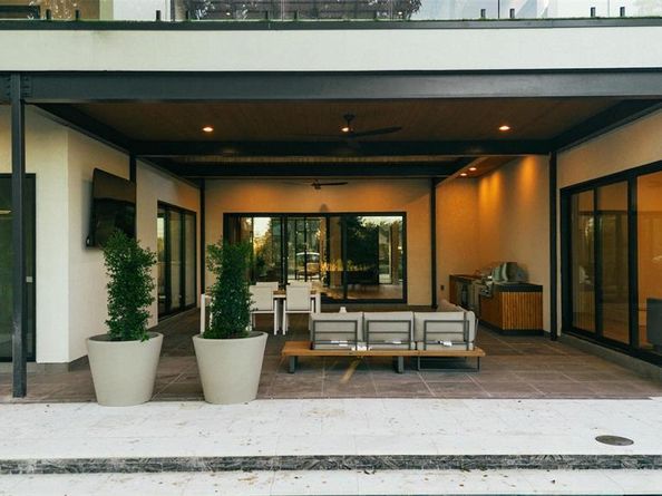 13236  Hughes Lane , Dallas Texas 75240