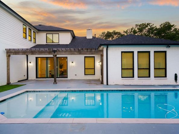 15150  Wildvine Drive , Dallas Texas 75248