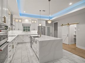 1335  Glidden Street , Dallas Texas 75203