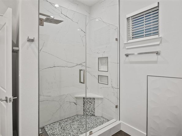 1335  Glidden Street , Dallas Texas 75203