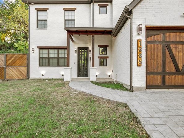 1335  Glidden Street , Dallas Texas 75203