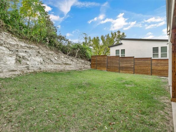 1335  Glidden Street , Dallas Texas 75203