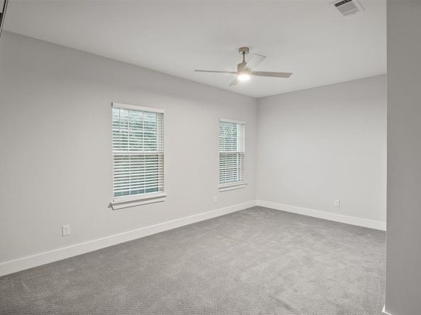 1335  Glidden Street , Dallas Texas 75203