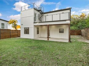 1335  Glidden Street , Dallas Texas 75203