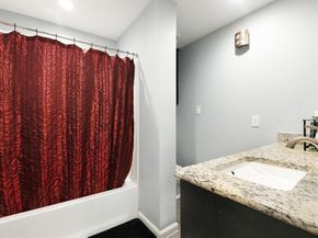 249 N Acres Drive , Dallas Texas 75217