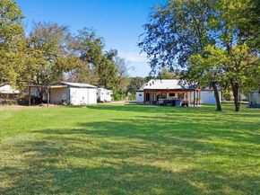 249 N Acres Drive , Dallas Texas 75217