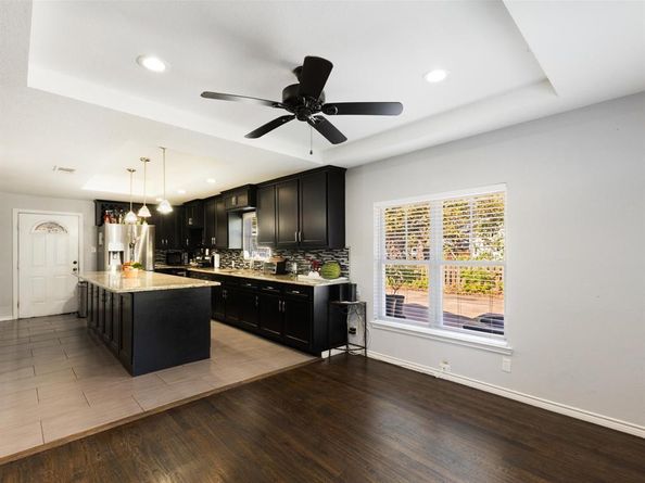 249 N Acres Drive , Dallas Texas 75217