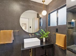 2849  Claudette Avenue , Dallas Texas 75211