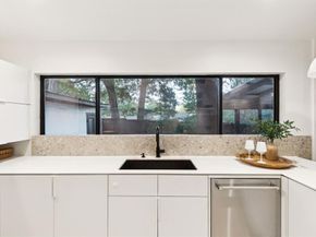 2849  Claudette Avenue , Dallas Texas 75211