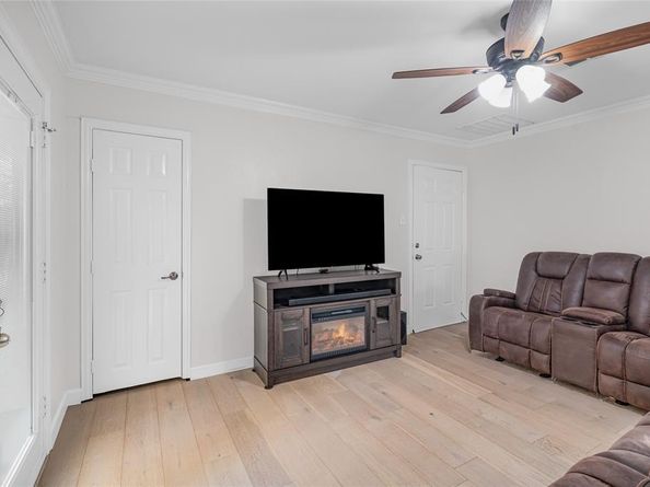 6308  Vel Drive , Fort Worth Texas 76112