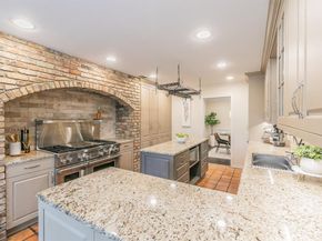 1306  Riverview Drive , Arlington Texas 76012