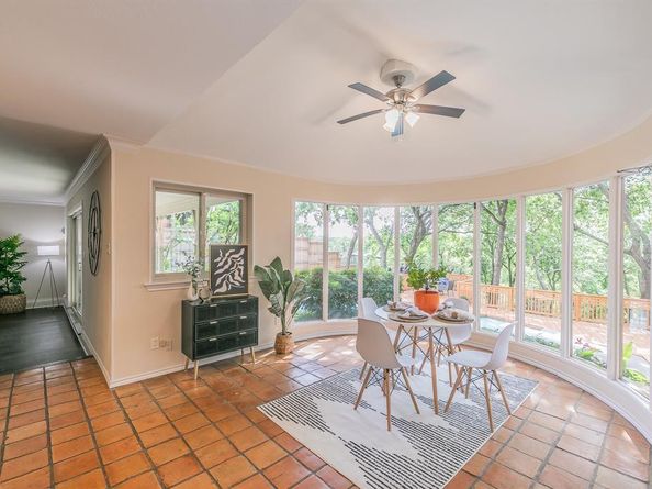 1306  Riverview Drive , Arlington Texas 76012