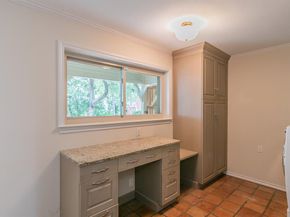 1306  Riverview Drive , Arlington Texas 76012