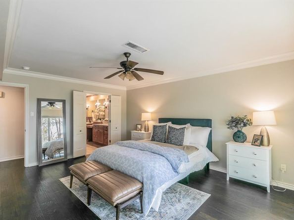 1306  Riverview Drive , Arlington Texas 76012