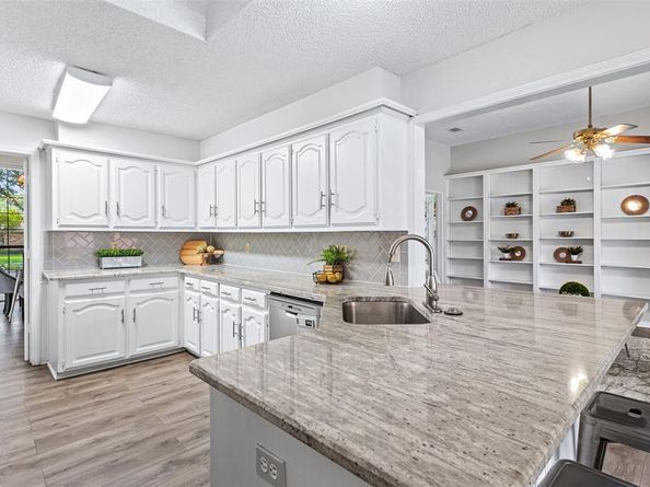 1901  Drew Lane , Richardson Texas 75082