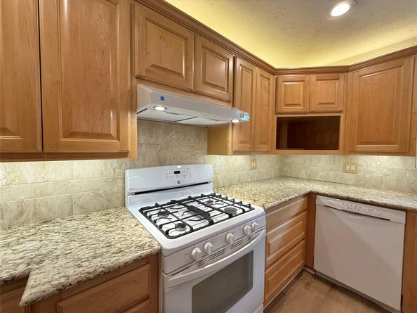 4114  Ashville Drive , Garland Texas 75041