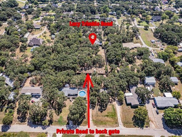 3745  Lucy Trimble Road , Burleson Texas 76028