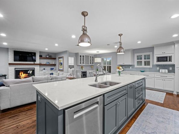 6906  Redstart Lane , Dallas Texas 75214