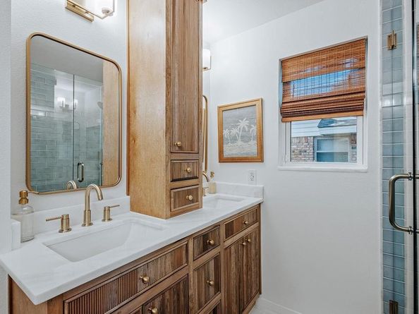 10642  Mapleridge Drive , Dallas Texas 75238