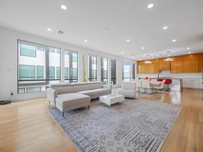 1010  Mobile Street , Dallas Texas 75208