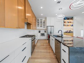1010  Mobile Street , Dallas Texas 75208